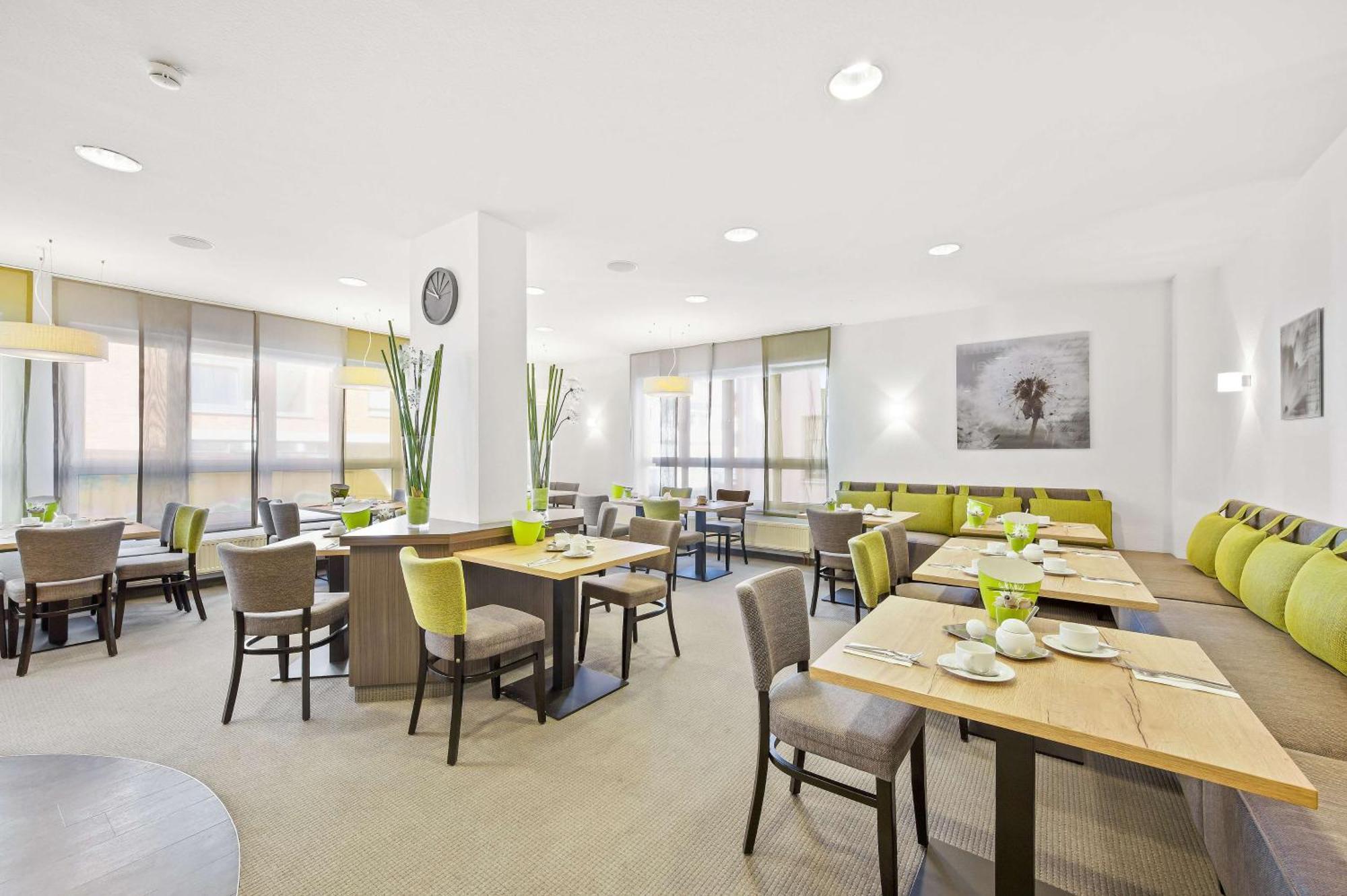 לודוויגסבורג Best Western Hotel Favorit מראה חיצוני תמונה