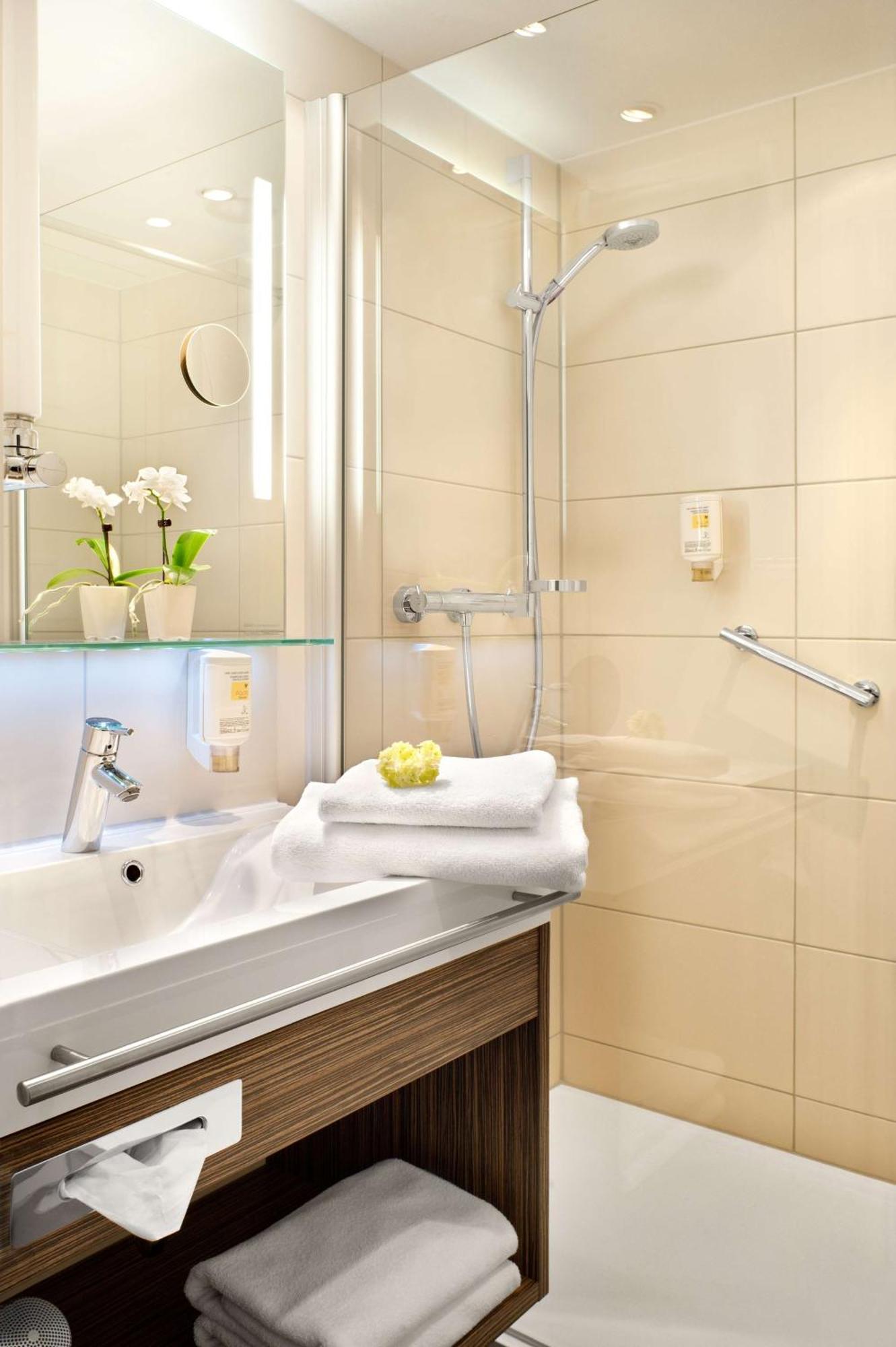 לודוויגסבורג Best Western Hotel Favorit מראה חיצוני תמונה
