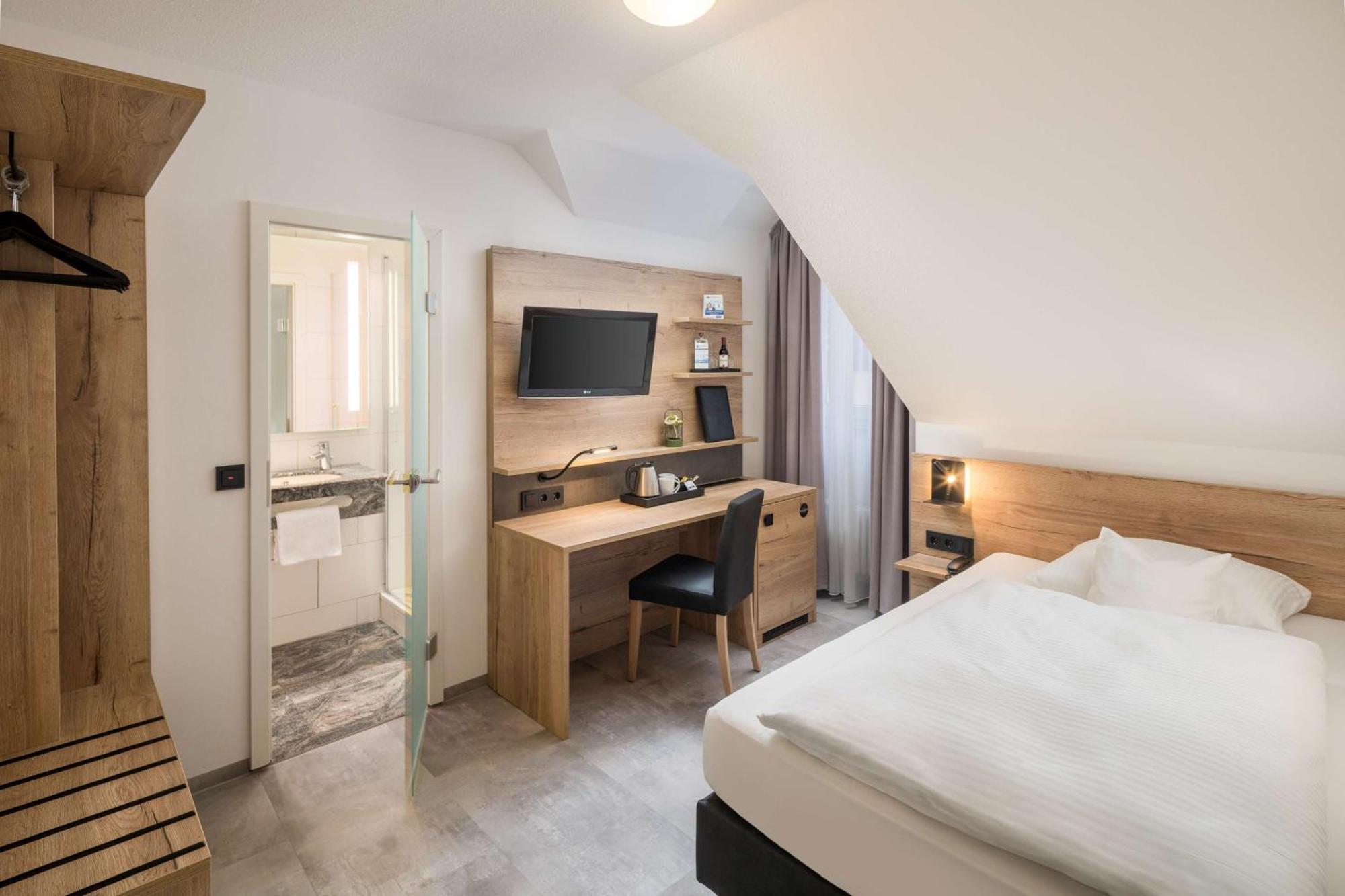 לודוויגסבורג Best Western Hotel Favorit מראה חיצוני תמונה